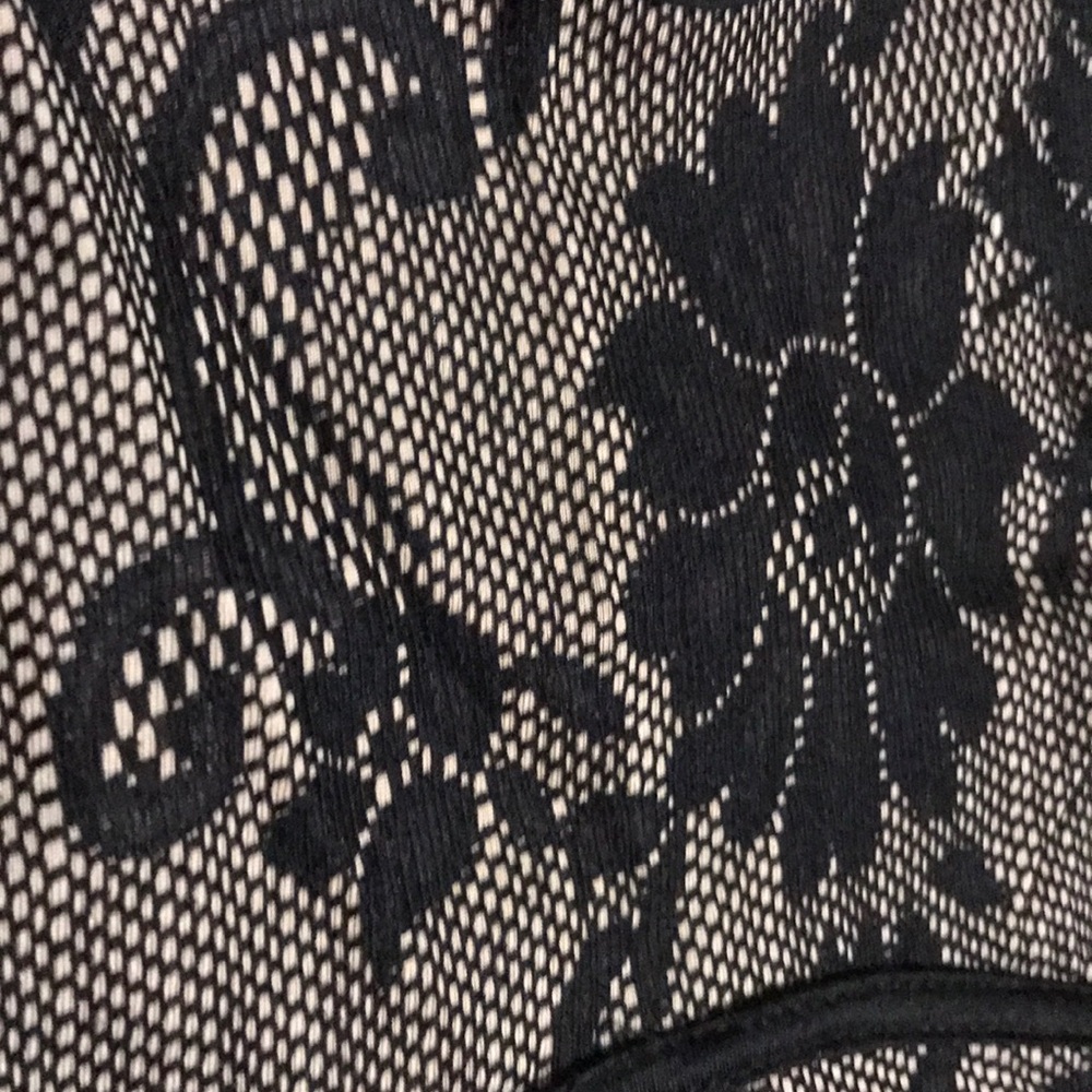 Dress - Picture 5 of 9